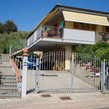 Casa D'Amare - A 600 Mt Dalla Spiaggia Follonica Buitenkant foto